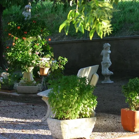 Lilli 2 Apartman Ferrara